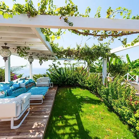 Uzunyurt Sleeps 8 Pool Air Con Wifi Willa Faralya
